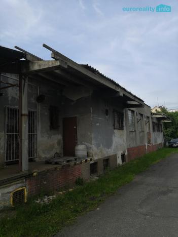 Prodej výrobních prostor, Bochov, Nádražní, 800 m2