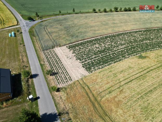 Prodej pozemku pro bydlení, Luká - Ješov, 814 m2