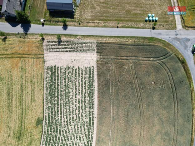 Prodej pozemku pro bydlení, Luká - Ješov, 814 m2