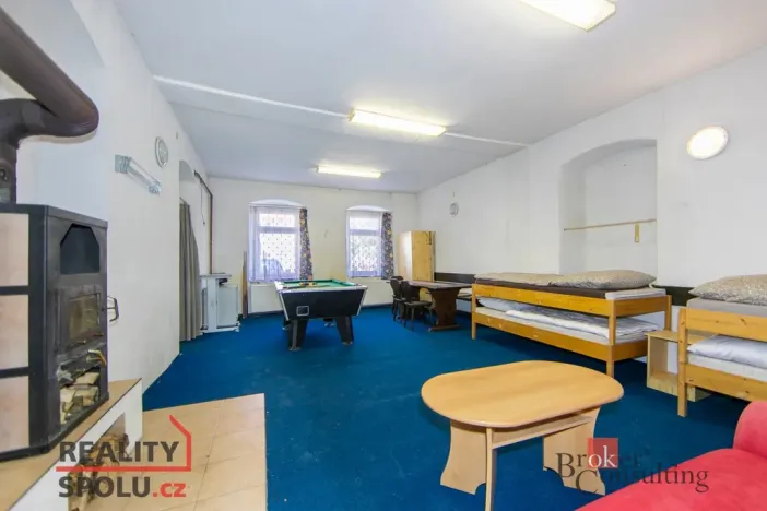 Prodej ubytování, Kovářská, nám. J. Švermy, 520 m2