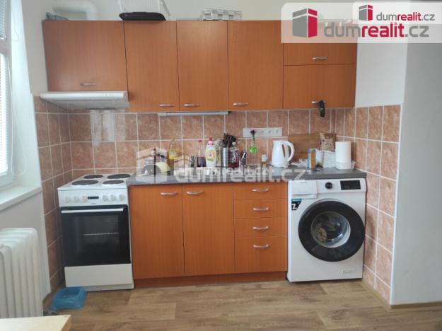 Pronájem bytu 1+kk, Poděbrady - Poděbrady III, Sklářská, 16 m2