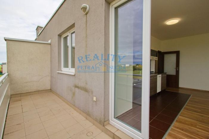 Prodej bytu 2+kk, Praha - Kyje, Farkašova, 40 m2