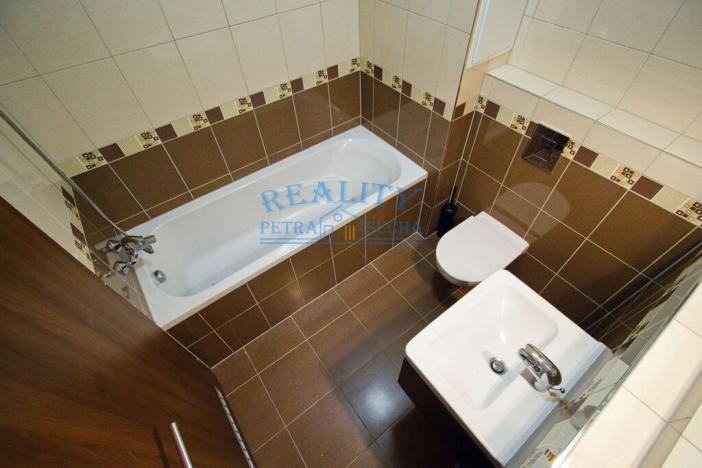 Prodej bytu 2+kk, Praha - Kyje, Farkašova, 40 m2