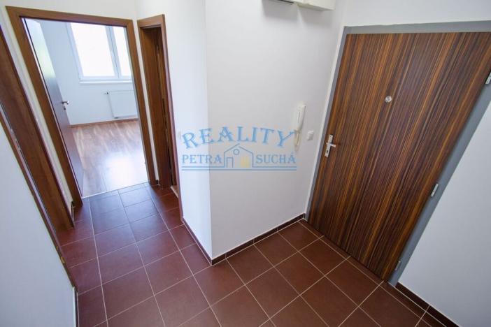 Prodej bytu 2+kk, Praha - Kyje, Farkašova, 40 m2