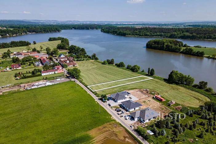 Prodej pozemku pro bydlení, Pištín, 2368 m2