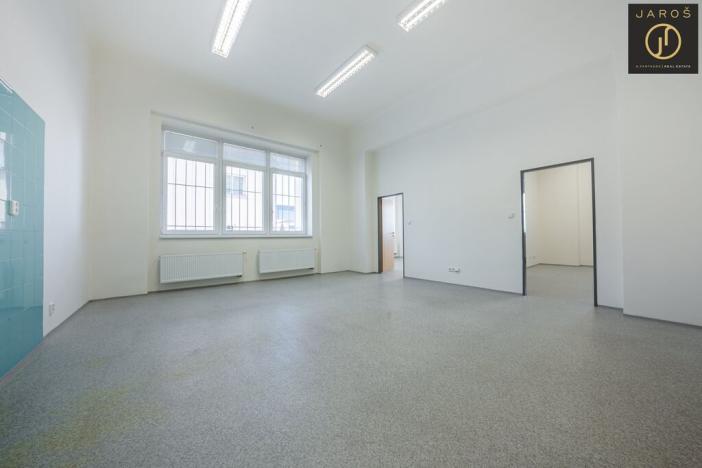 Pronájem kanceláře, Kladno, Huťská, 883 m2