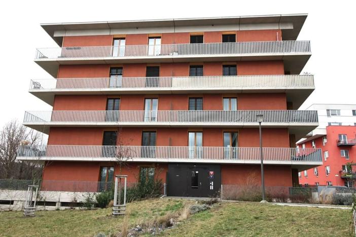 Pronájem bytu 1+kk, Praha - Modřany, Vrátnická, 36 m2