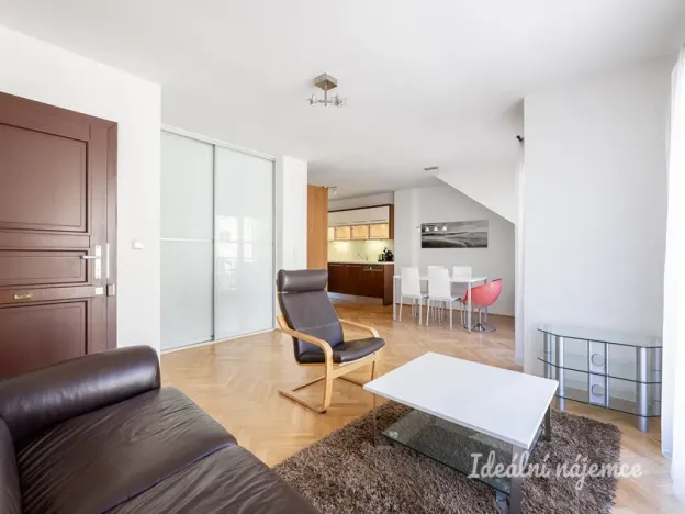 Pronájem bytu 2+kk, Praha - Vinohrady, Francouzská, 69 m2