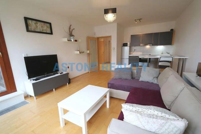 Pronájem bytu 2+kk, Praha - Smíchov, Štorkánova, 56 m2