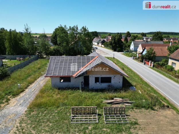 Prodej rodinného domu, Týn nad Vltavou - Nuzice, 126 m2