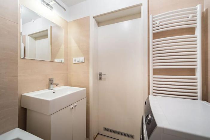 Prodej bytu 3+kk, Praha, Mezitraťová, 65 m2