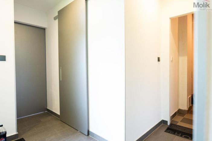 Prodej rodinného domu, Skršín, 500 m2