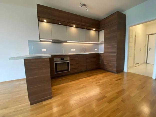 Pronájem bytu 2+kk, Praha - Hrdlořezy, Učňovská, 65 m2