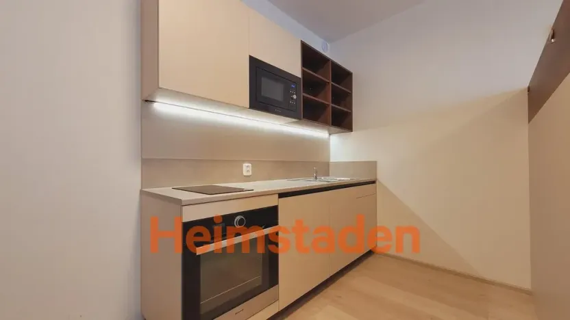 Pronájem bytu 1+kk, Plzeň - Jižní Předměstí, Magisterská, 28 m2