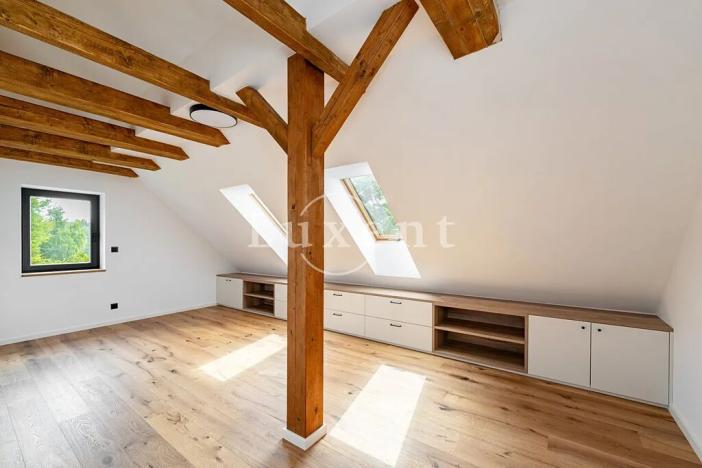 Prodej rodinného domu, Malšín, 320 m2