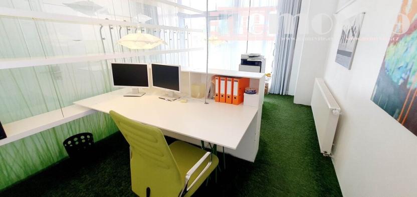 Pronájem kanceláře, Jesenice, Nákupní, 59 m2