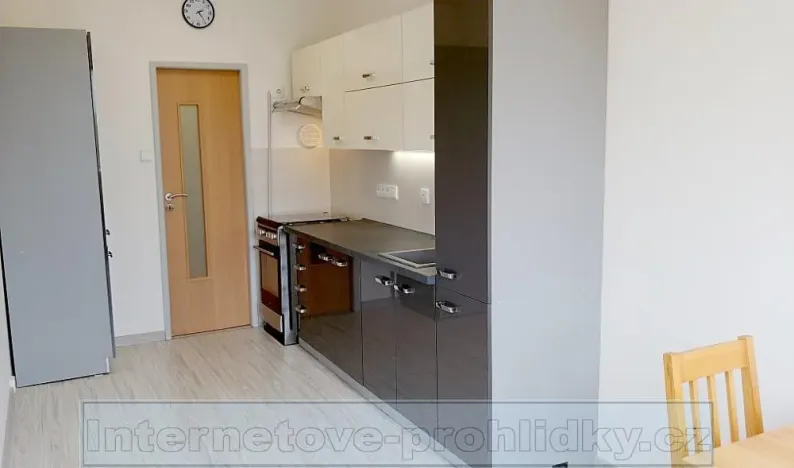 Pronájem bytu 3+1, Praha - Chodov, Doubravická, 69 m2