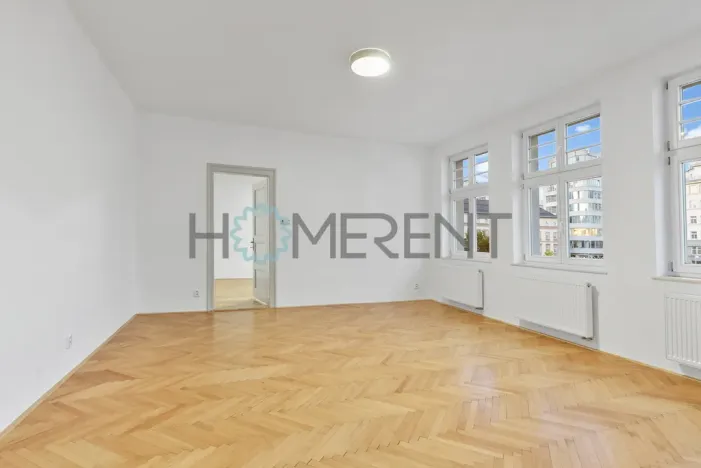 Prodej bytu 3+1, Liberec - Liberec III-Jeřáb, nám. Soukenné, 106 m2