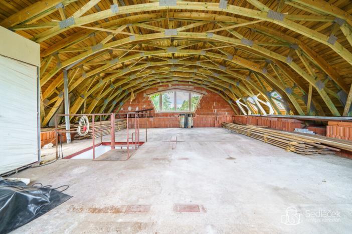 Prodej komerční nemovitosti, Sokolov, Závodu míru, 340 m2