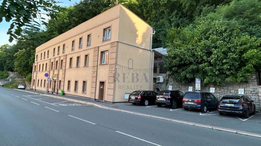 Prodej ubytování, Karlovy Vary, 660 m2