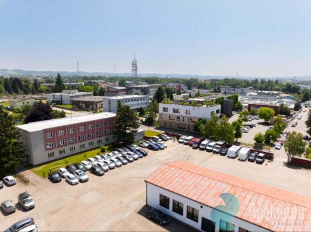 Pronájem kanceláře, České Budějovice, Školní, 349 m2