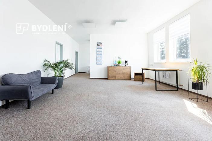 Pronájem kanceláře, Teplice, Tolstého, 2109 m2