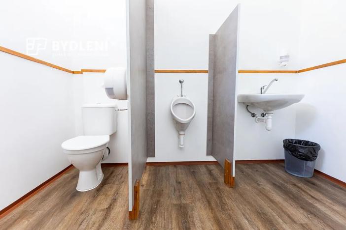 Pronájem kanceláře, Teplice, Tolstého, 2109 m2