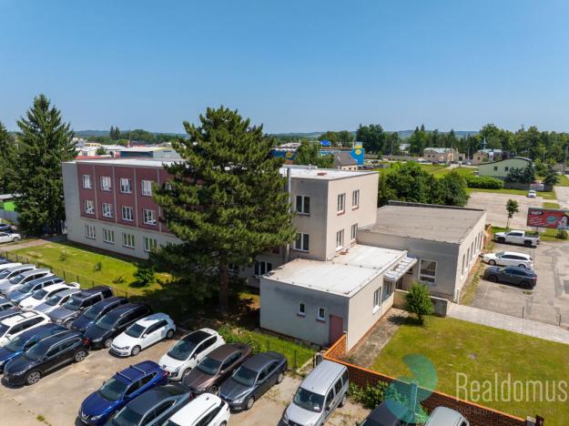 Pronájem kanceláře, České Budějovice, Školní, 1260 m2