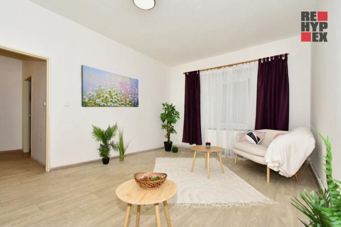 Prodej bytu 2+1, Milovice - Mladá, Zátopkova, 58 m2