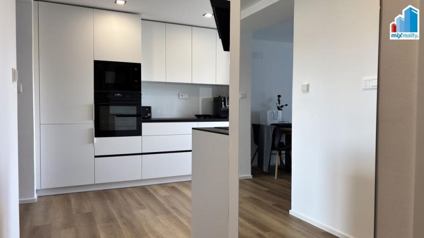 Prodej bytu 2+1, Zbůch, Plzeňská, 49 m2