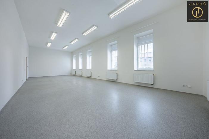 Pronájem kanceláře, Kladno, Huťská, 449 m2