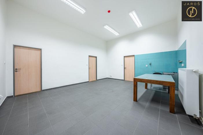 Pronájem kanceláře, Kladno, Huťská, 449 m2