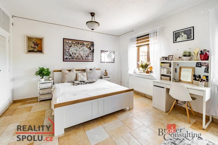 Prodej rodinného domu, Novosedly nad Nežárkou, 370 m2