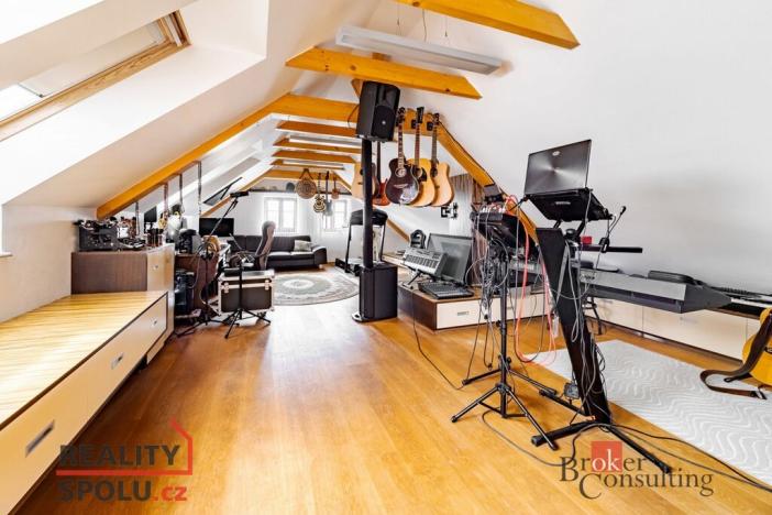 Prodej rodinného domu, Novosedly nad Nežárkou, 370 m2