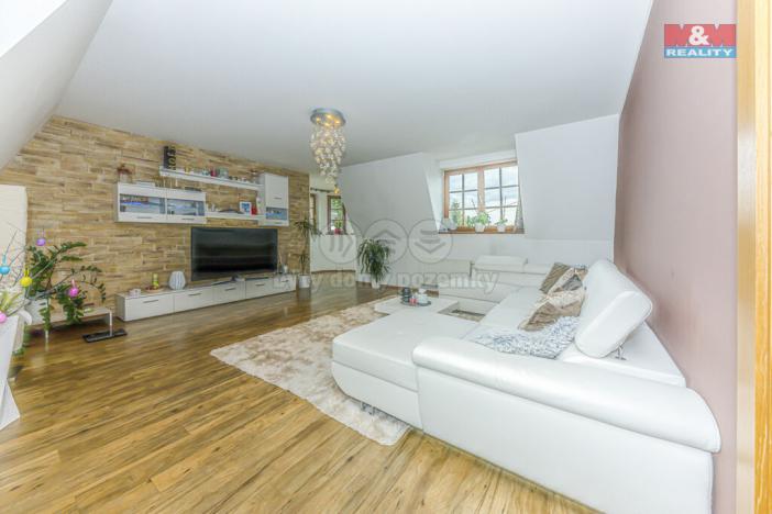 Prodej bytu 5+1, Praha - Horní Počernice, Dobrošovská, 149 m2