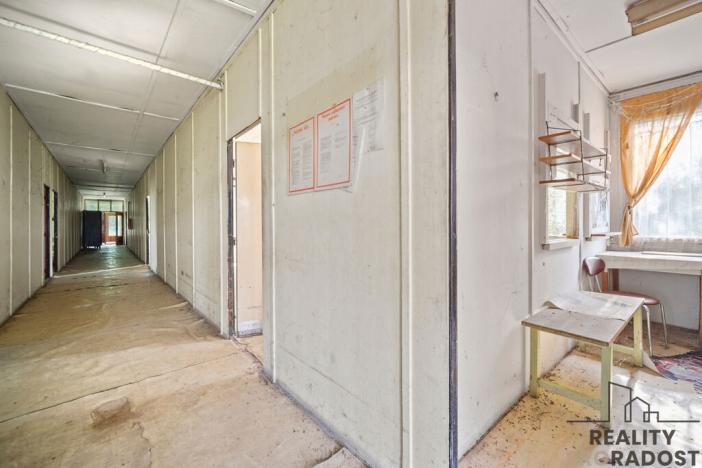 Prodej zemědělského objektu, Přelouč - Mělice, 7117 m2