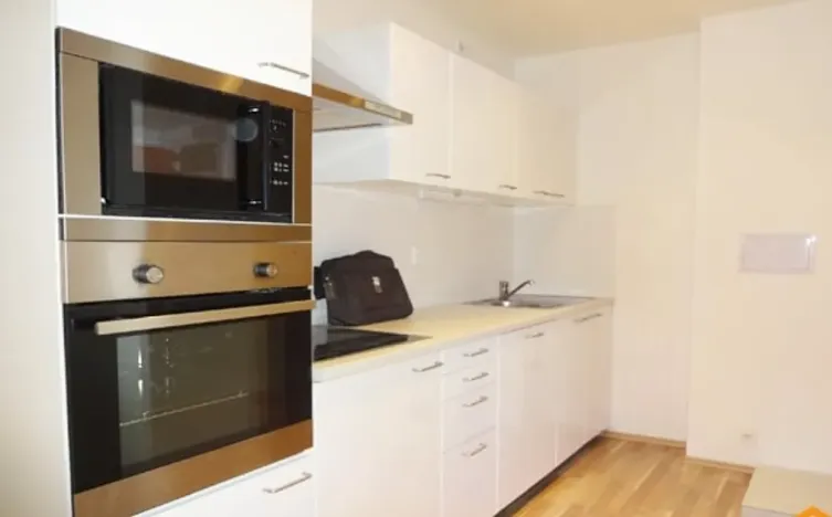 Pronájem bytu 2+kk, Praha - Nusle, U Svépomoci, 43 m2