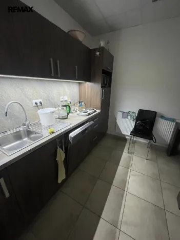 Prodej výrobních prostor, Zlín, 729 m2