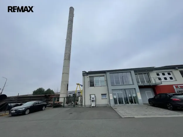 Prodej výrobních prostor, Zlín, 729 m2