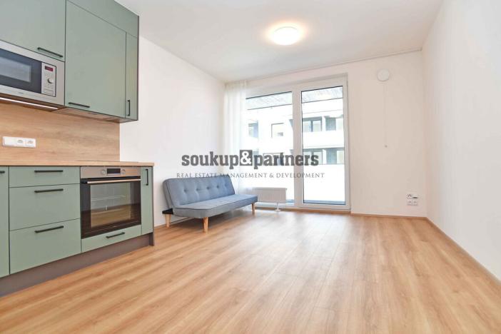 Pronájem bytu 1+kk, Praha, Čakovická, 34 m2
