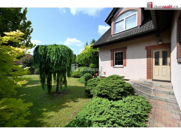 Prodej rodinného domu, Šestajovice, Ve Skále, 248 m2