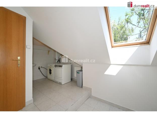 Prodej rodinného domu, Šestajovice, Ve Skále, 248 m2