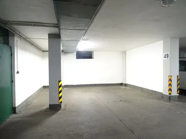 Pronájem garážového stání, Ostrava, 30. dubna, 10 m2