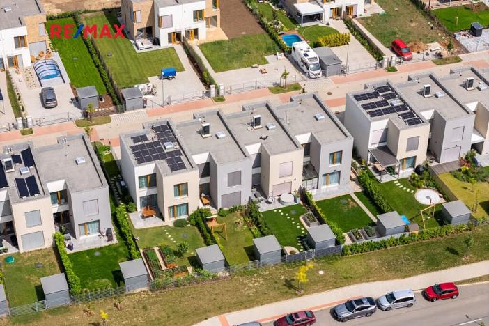 Prodej rodinného domu, Praha - Horní Počernice, Krotitelů, 197 m2