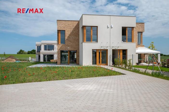 Prodej rodinného domu, Praha - Horní Počernice, Krotitelů, 147 m2