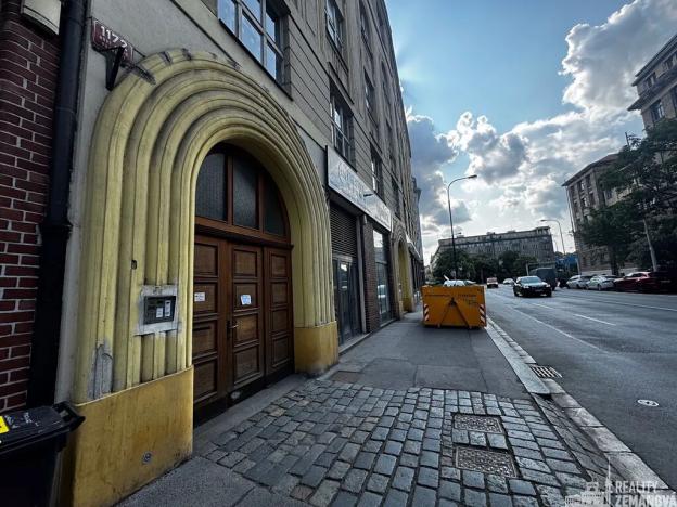 Prodej bytu 2+kk, Praha - Nové Město, Klimentská, 44 m2