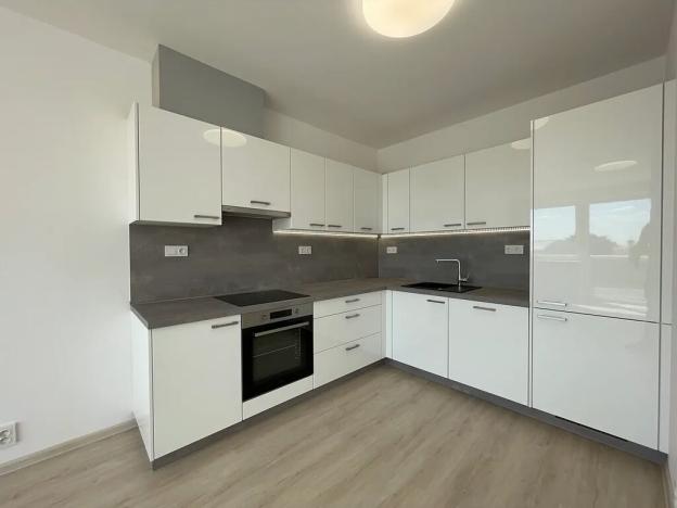 Prodej bytu 2+kk, Nymburk, Inspektorská, 53 m2