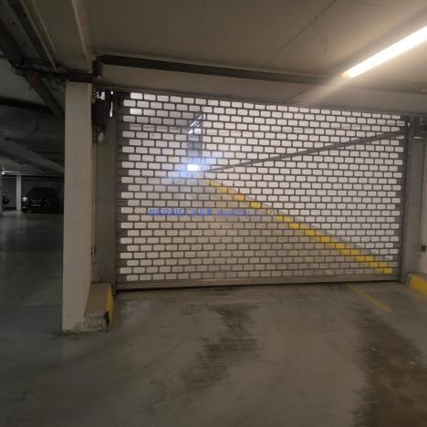 Prodej garážového stání, Hradec Králové - Pražské Předměstí, Haškova, 16 m2