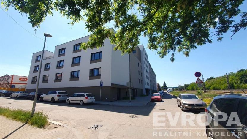 Prodej bytu 1+kk, Pardubice - Pardubičky, Východní, 35 m2