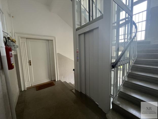 Pronájem bytu 4+1, Karlovy Vary, Krále Jiřího, 171 m2